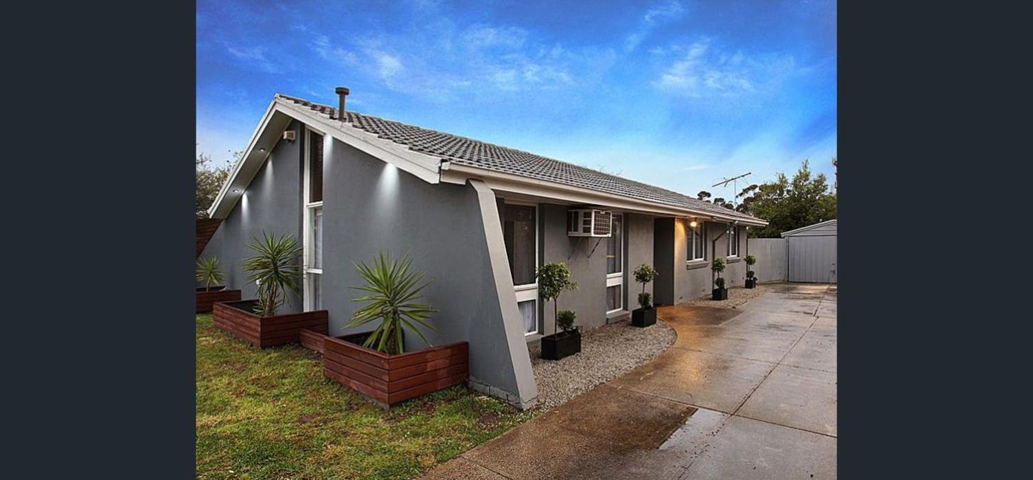Holiday home Modern Escape With Open Yard *