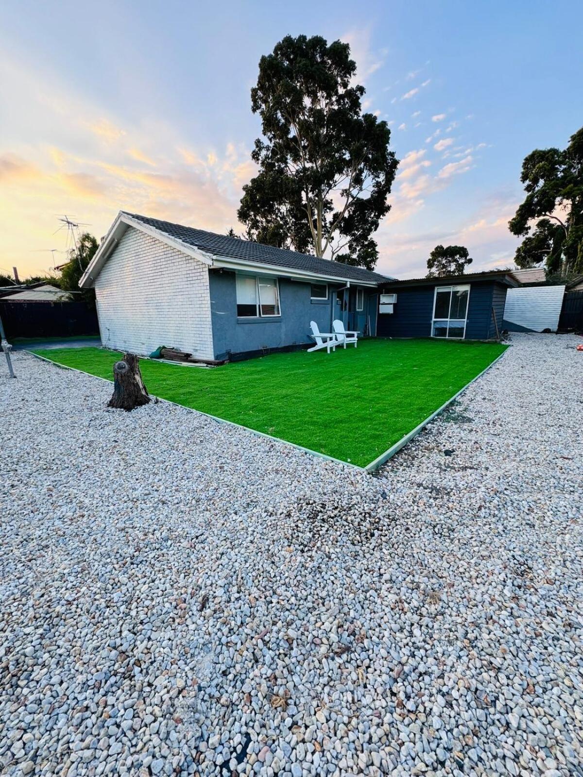 Modern Escape With Open Yard *