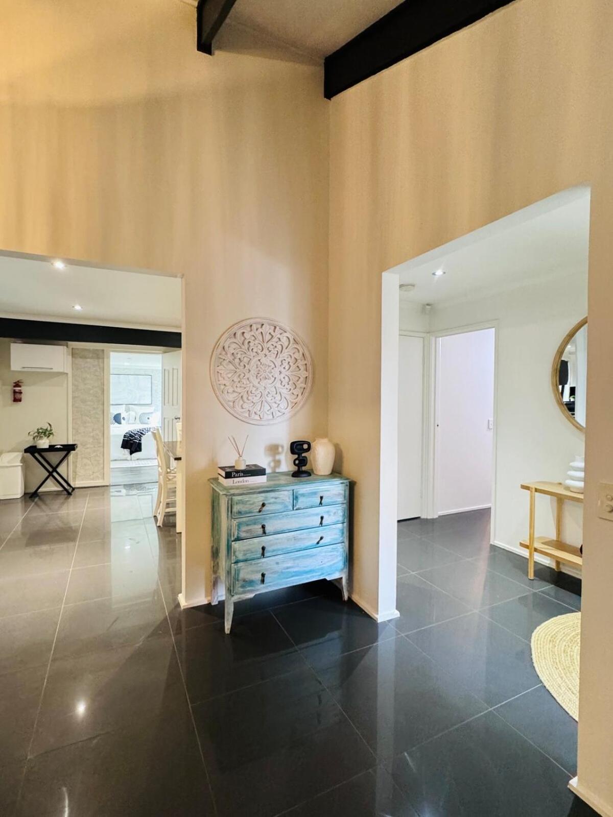 Modern Escape With Open Yard * Melton South